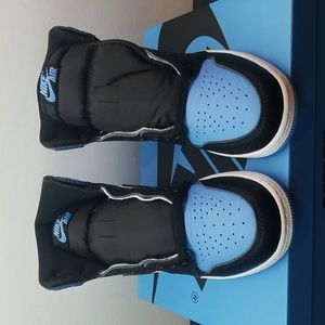 GS Air Jordan 1 Retro High  OG "UNC Toe"